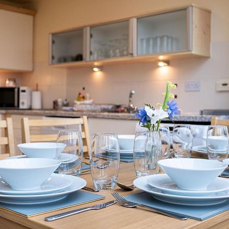 4 Bedroom Townhouse In סטירלינג מראה חיצוני תמונה