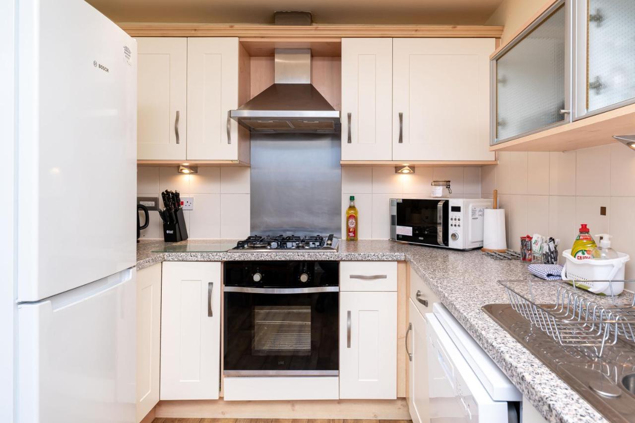 4 Bedroom Townhouse In סטירלינג מראה חיצוני תמונה
